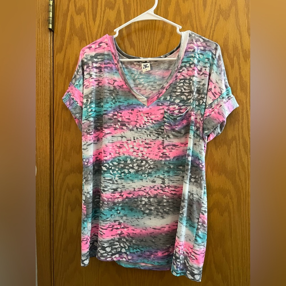 Sew in Love Medium Multi-color shirt